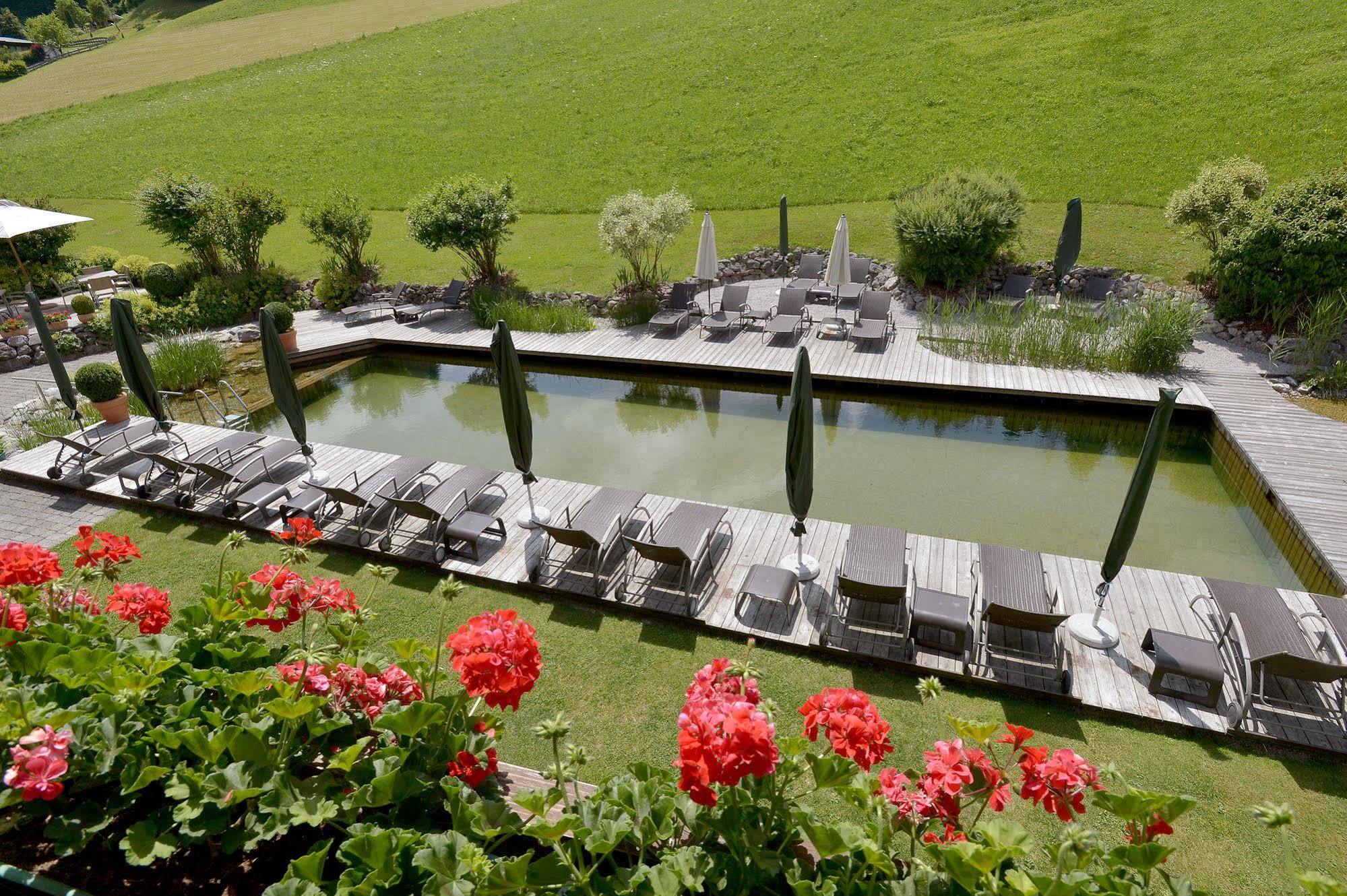 Familienhotel Christoph المو المظهر الخارجي الصورة