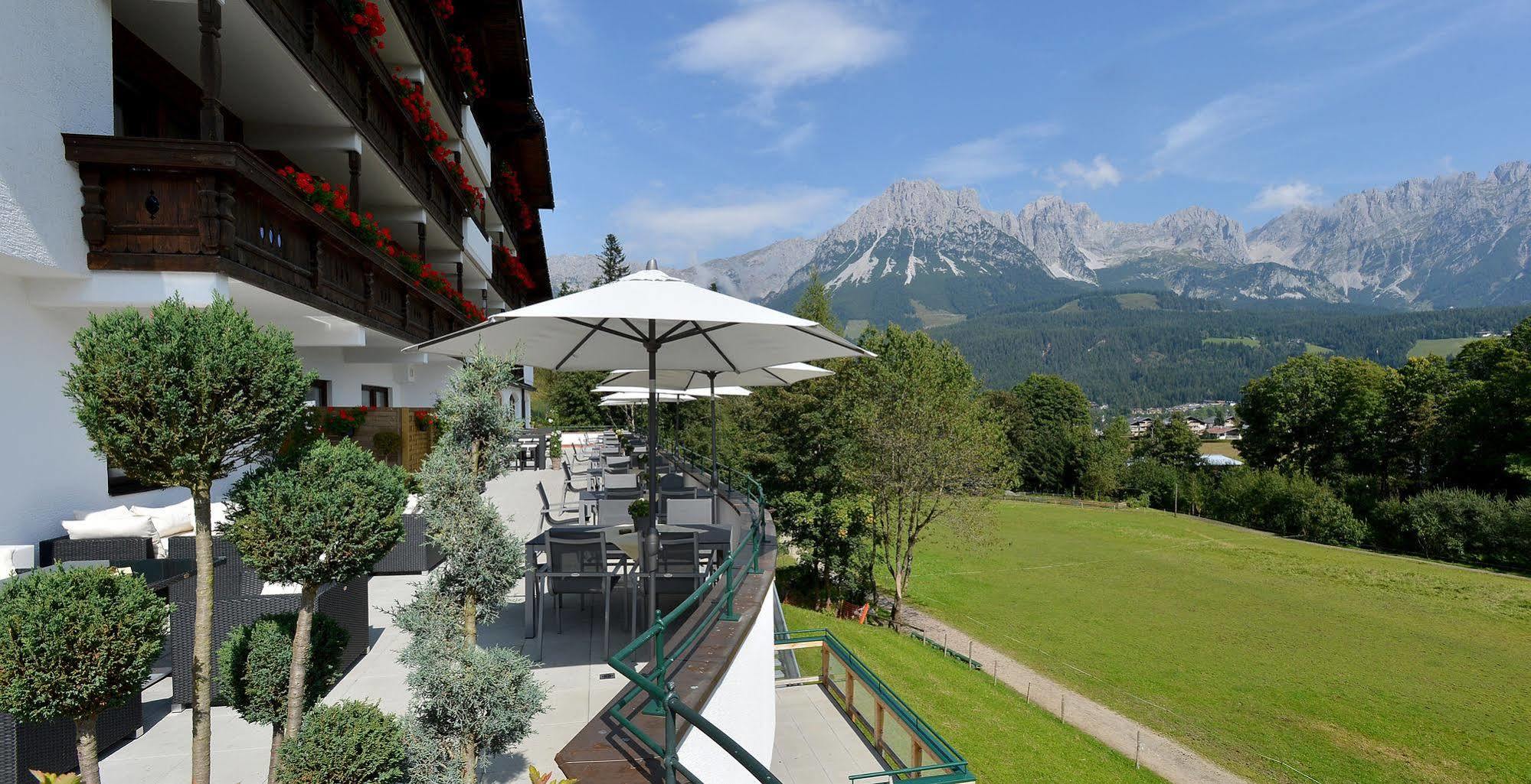 Familienhotel Christoph المو المظهر الخارجي الصورة
